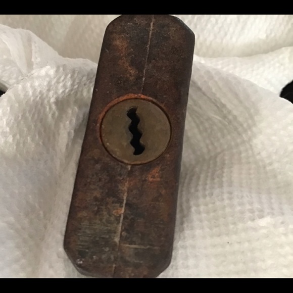 Padlock - Picture 4 of 4